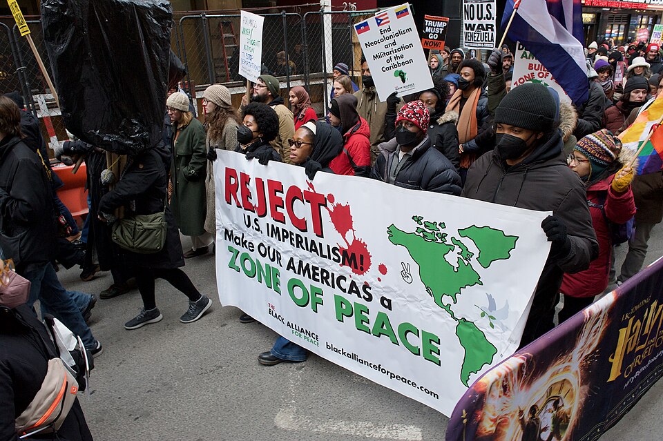 Proteste in New York gegen den �berfall auf Venezuela , Bild: SWinxy, Wikimedia Commons