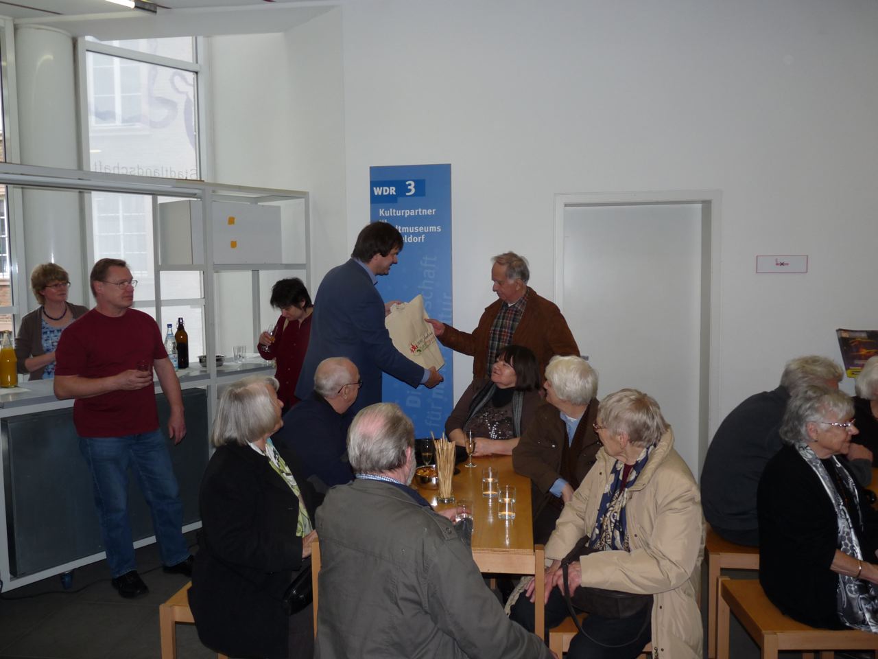 Ein Dankesch�n mit Baumwolltasche, Bild Uwe Koopmann