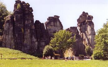 Die Externsteine - spektakul�re Felsen
