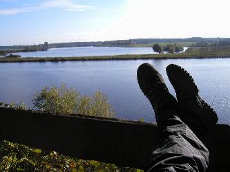 Rast mit Blick auf die Maas
