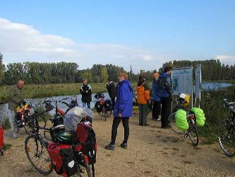 Mittagsrast bei der Burg Uda
