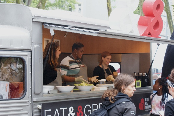 Foodtruck mit vegetarischen Wraps